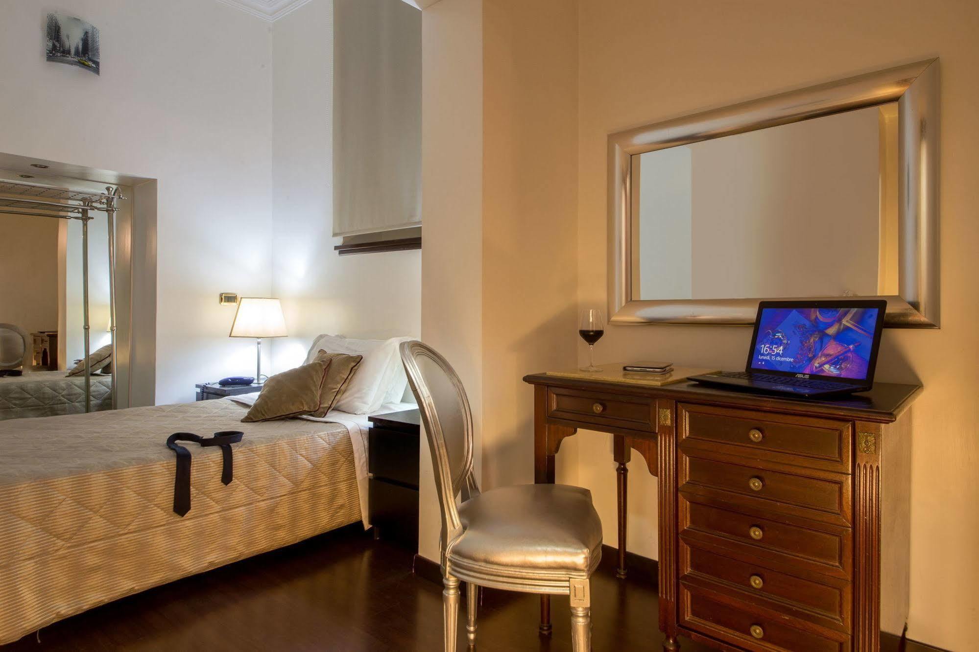 Hotel Del Corso 3*